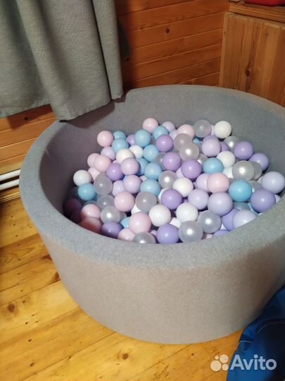 Сухой бассейн с шариками (300+шт)