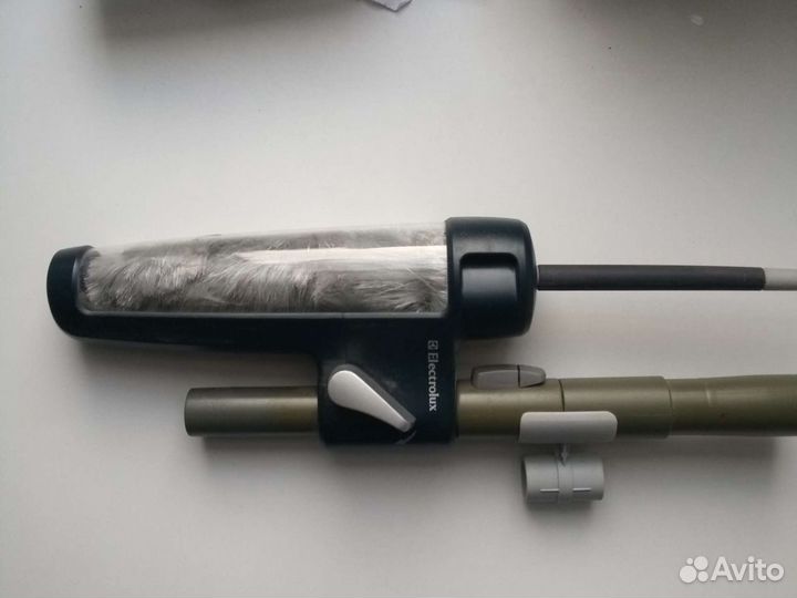 Приставка для пылесоса для уборки пыли с предметов