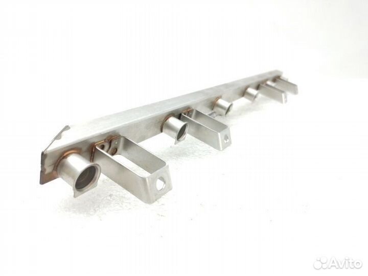 Топливная рейка (рампа) Bmw 3-Series E90 3.0