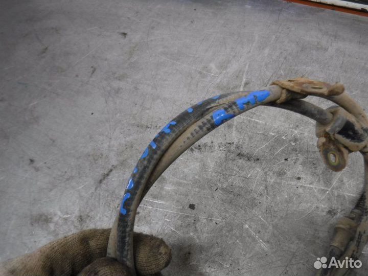 Трос ручника правый Toyota Corolla 120 4ZZ 2005