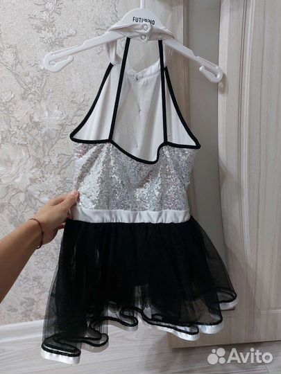 Танцевальный костюм