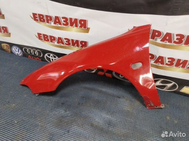 Крыло переднее левое Mitsubishi Galant EA1A 4G63