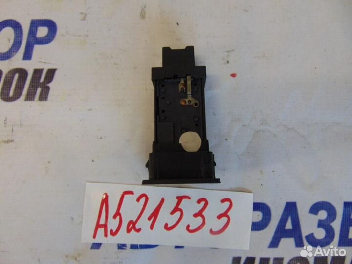 Кнопка противотуманки для Toyota Camry 2 / Vista