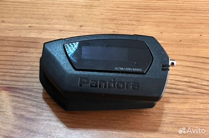 Брелок для автосигнализации Pandora D-011