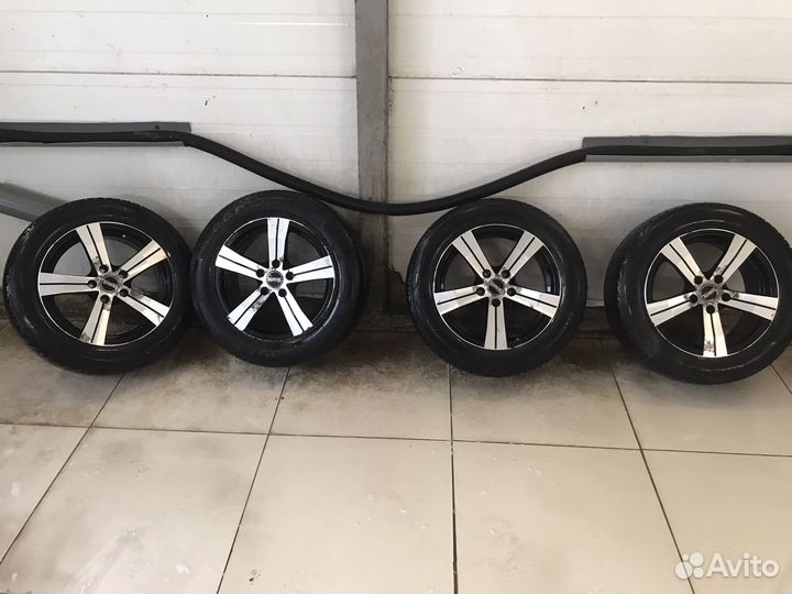 Nokian Tyres All Weather+ 205/60 R16