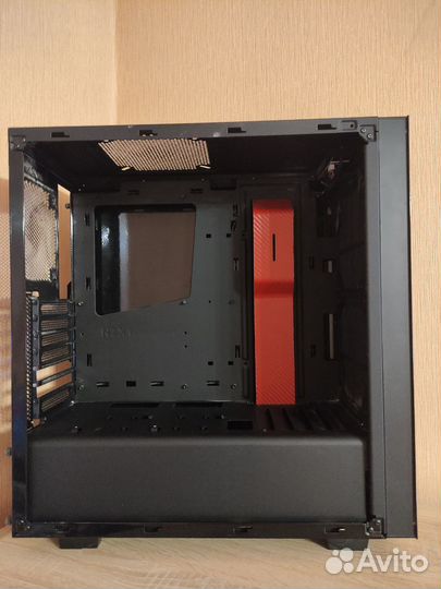 Корпус для компьютера nzxt S340 и водянка
