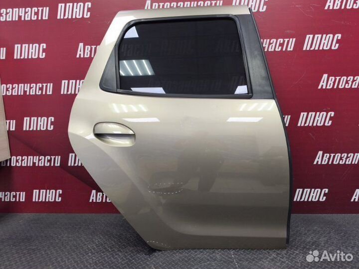 Дверь боковая задняя правая Renault Duster 2