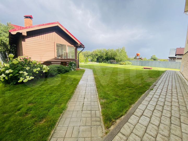 Дом 200 м² на участке 18 сот.