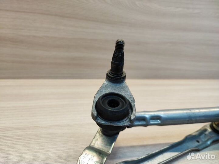 Трапеция стеклоочистителей Volkswagen Polo