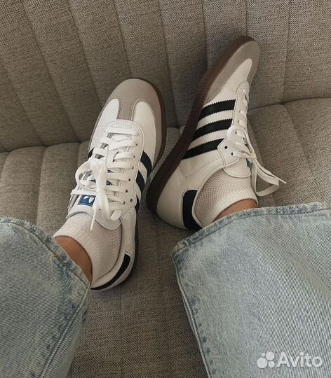 Кроссовки adidas