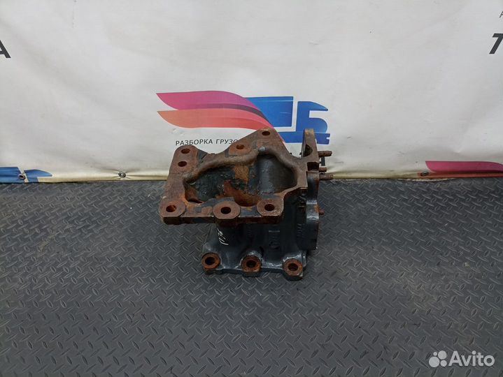 1733260 Кронштейн гура Daf XF105