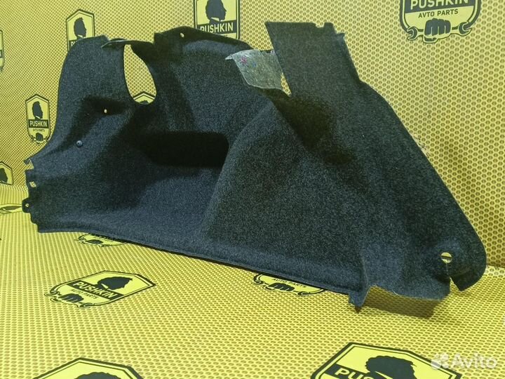 Обшивка багажника боковая левая Volkswagen Jetta