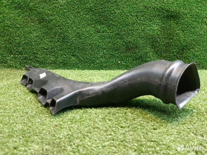 Воздуховод передний левый Ford Focus 2 2005-2008