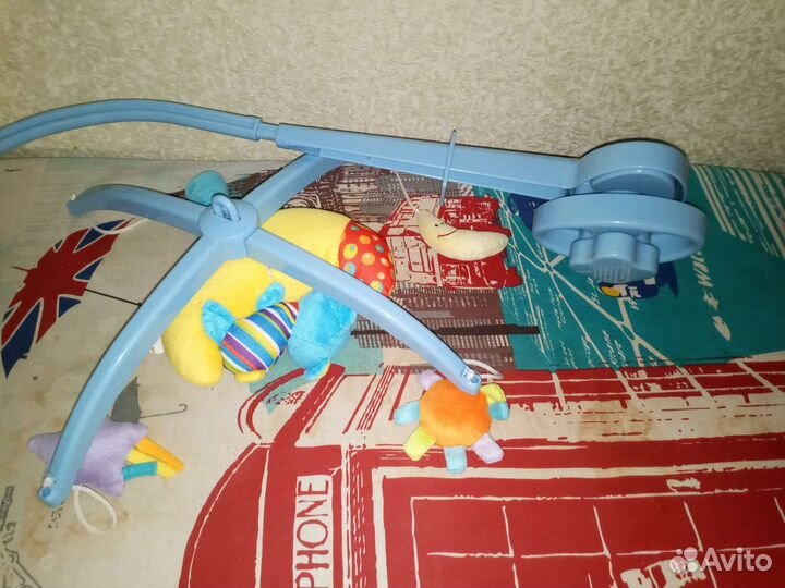 Игрушки для малышей и новорожденных