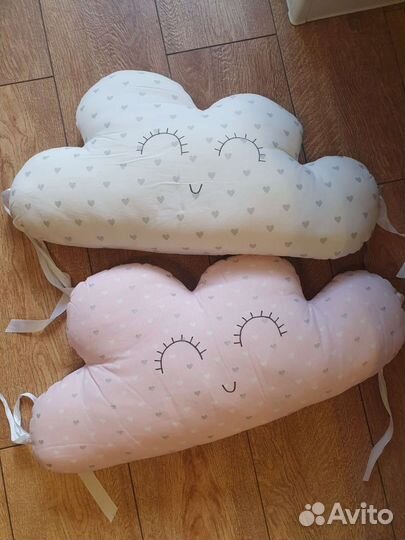 Комплект бортикови и косичка в кроватку 120 на 60