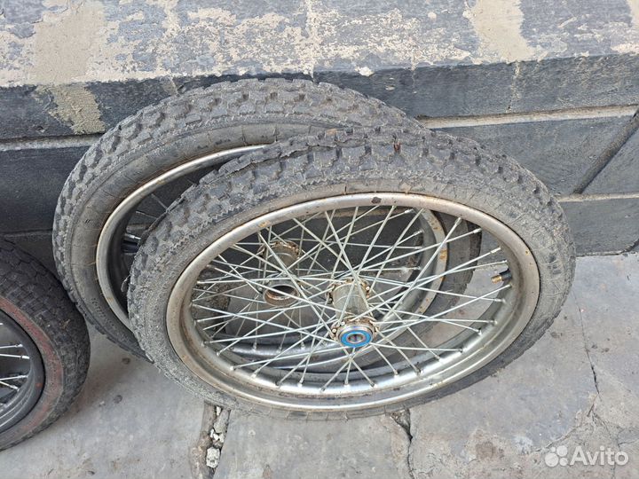 Колеса для алюминиевой тачки СССР 2.50 85-16