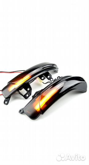 Повторитель поворотника в зеркало Toyota Camry 40