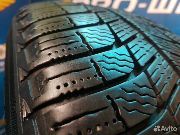 Michelin X-Ice 3 215/60 R16