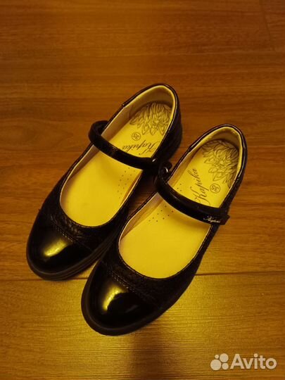 Туфли для девочки