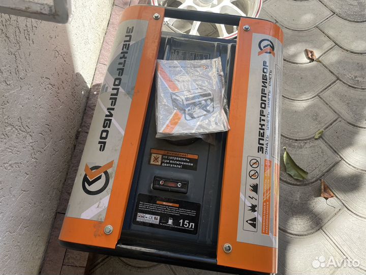 Бензиновый генератор 3кВт