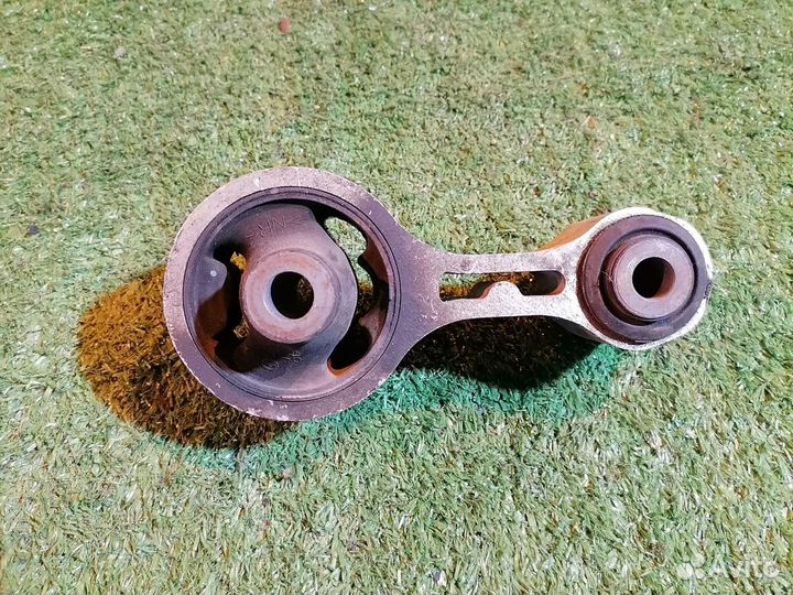 Опора двигателя (подушка двс) задняя GR1E39040A Ma