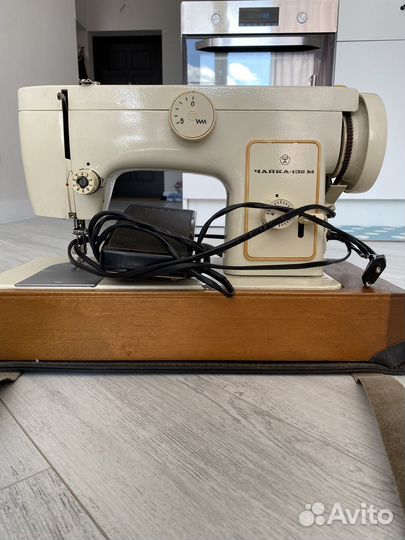 Швейная машина Чайка 132м