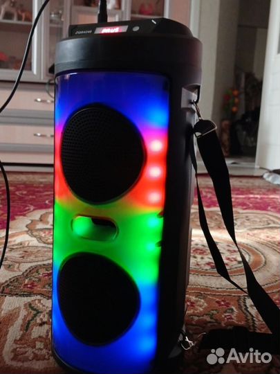 Блютуз колонка