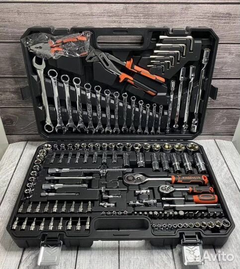 Набор инструментов 137 предметов подарок мужчине