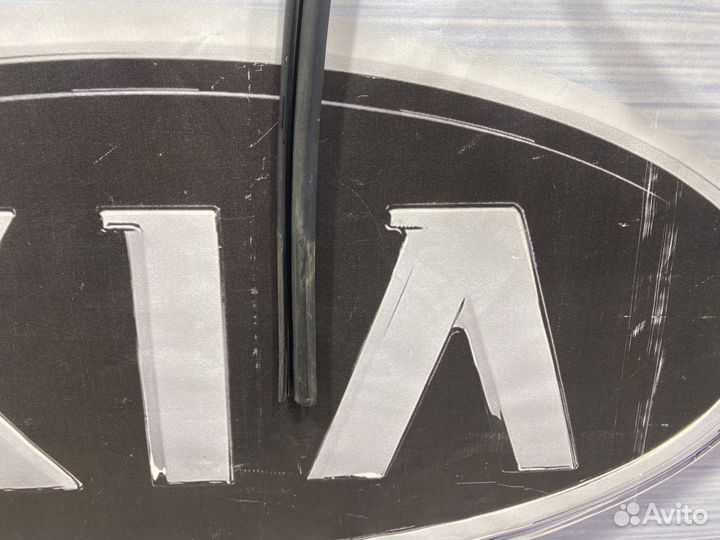 Уплотнитель перед проема стекла двери Kia RIO 2 Пр