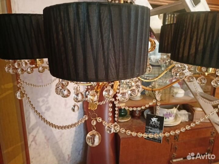 Люстра потолочная новая