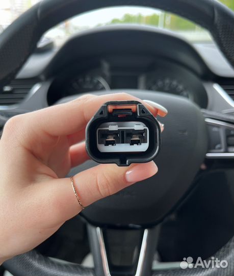 Разъем фишка для резистора вентилятора Киа Kia