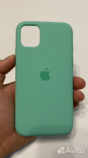 Чехол на iPhone 11