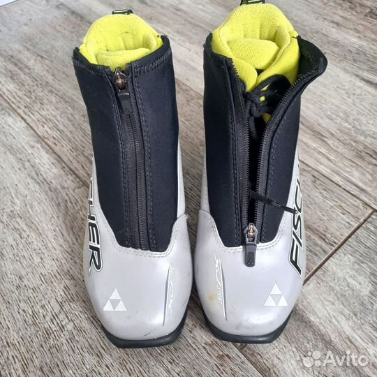 Лыжные ботинки fischer