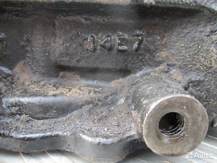 Постель коленвала Dodge Caravan 3 2.4