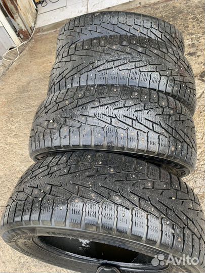 Nokian Tyres Hakkapeliitta 7 SUV 235/60 R17