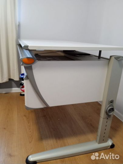 Детский письменный стол бу