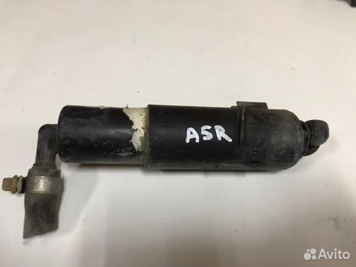 Форсунка омывателя фары передняя правая Audi A5