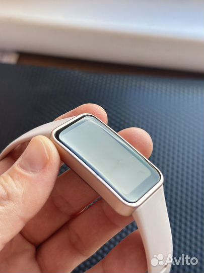 Фитнес браслет huawei band 8