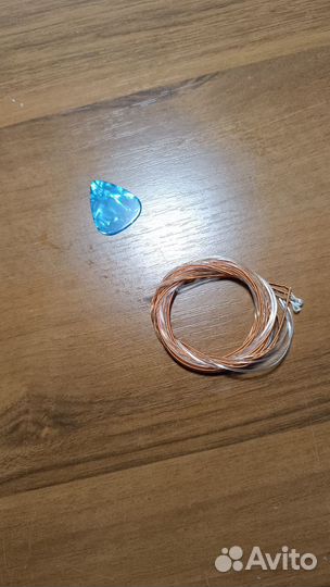 Медиатор для гитары и струны