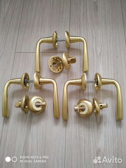 Дверные ручки латунь