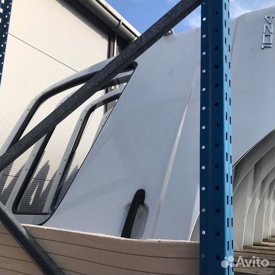 Двери в сборе на kamaz NEO, Mercedes-Benz Axor