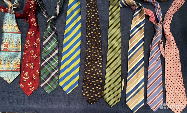 Галстук фирменные