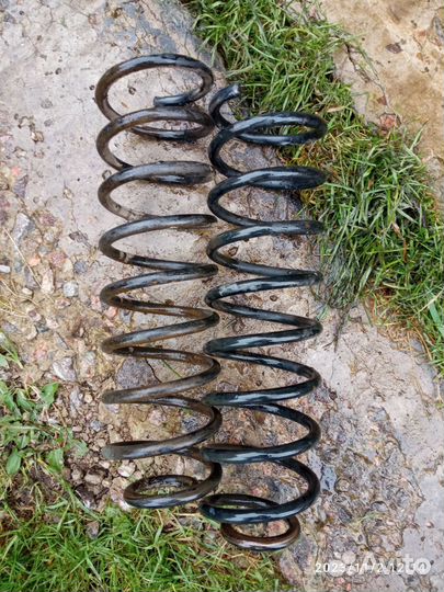 Задние пружины volkswagen Passat b3 седан