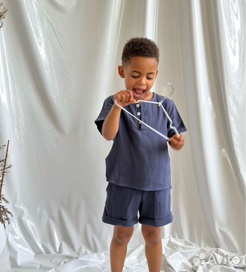 Муслиновый костюм для мальчика 98