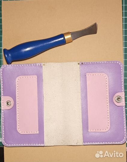 Кожаная обложка на паспорт ручной работы