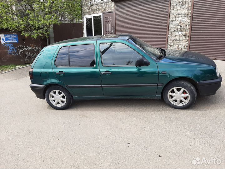 Volkswagen Golf 1.6 МТ, 1995, 145 000 км