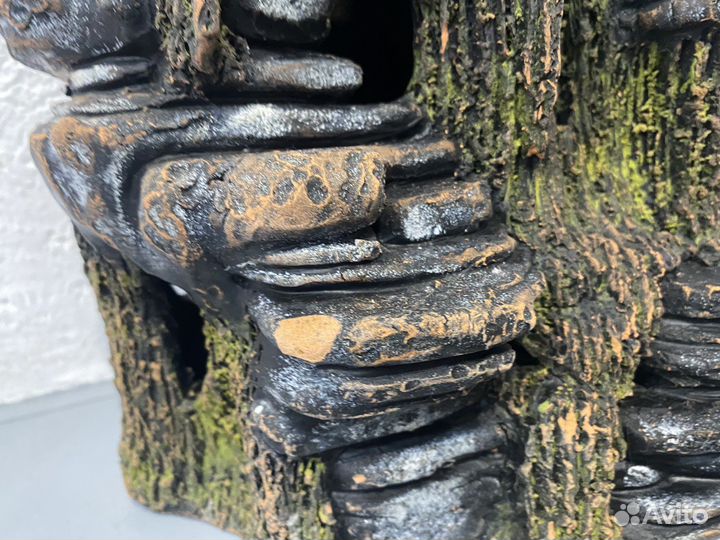 Замок для аквариума