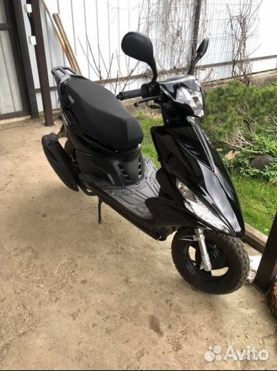 Скутер Vento Corsa