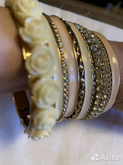 Набор браслетов