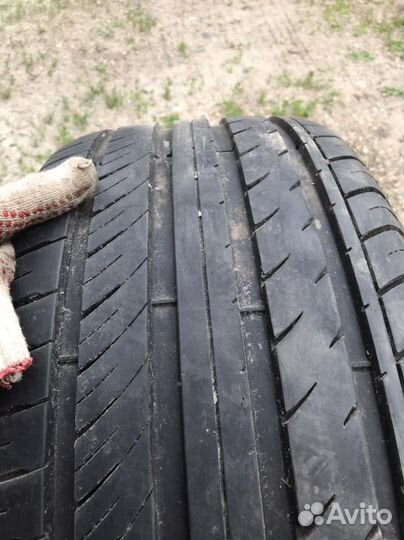 Sunfull HF-313 245/40 R18